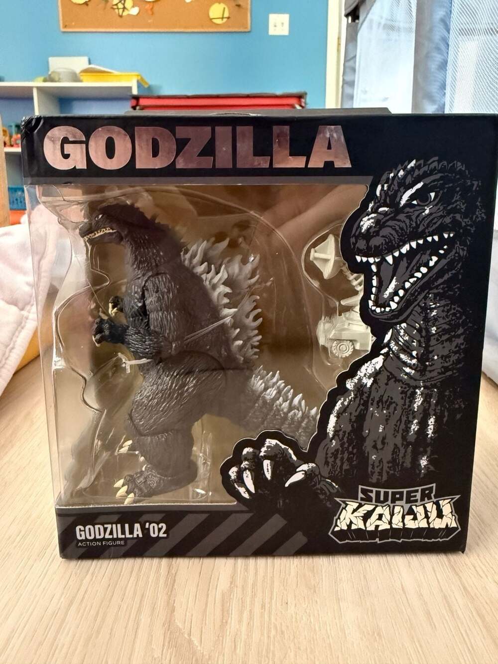 Super7 Toho Super Kaiju Wave 03 Godzilla '02 Action Figure